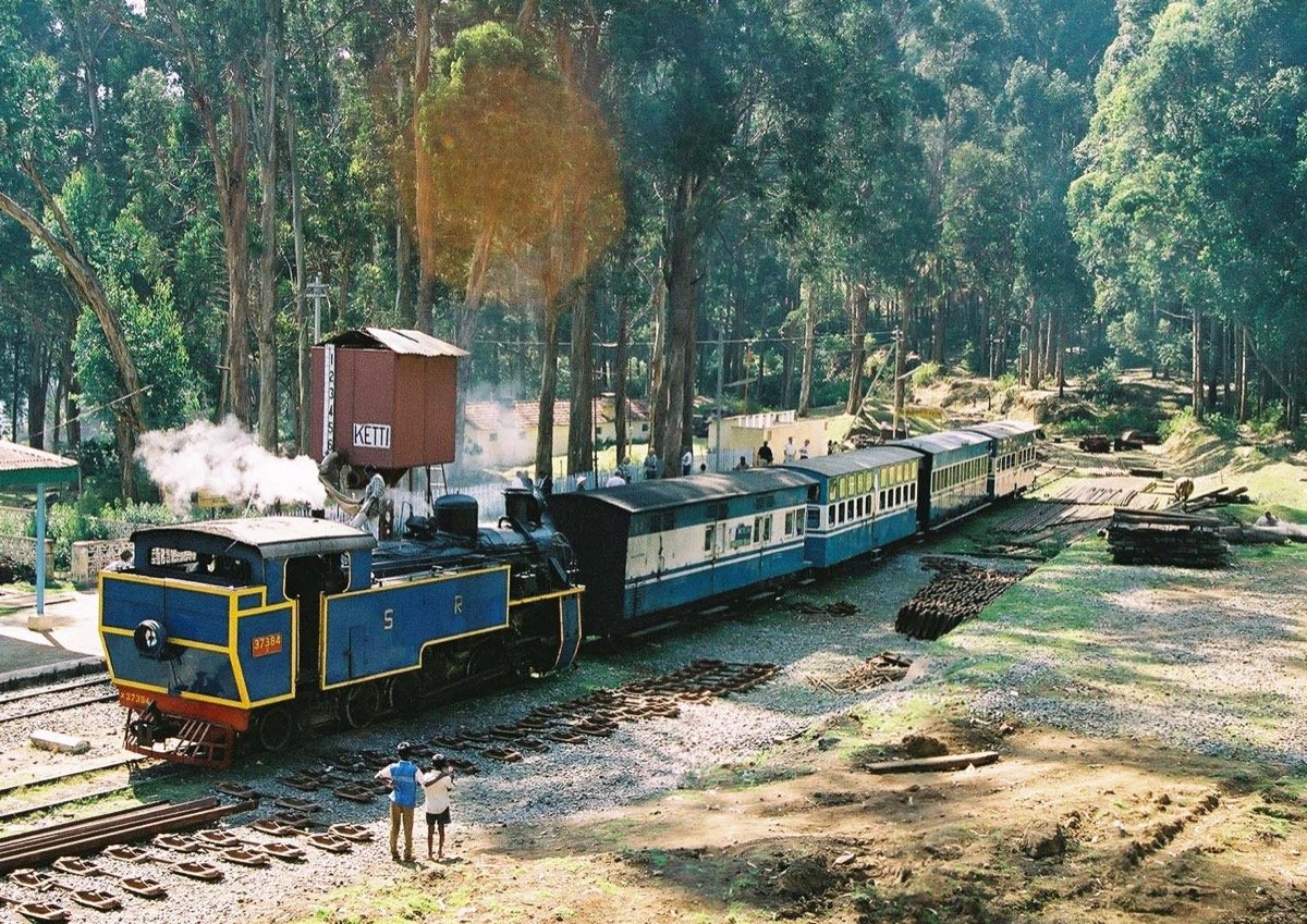 5 Days Ooty Family Tour Package